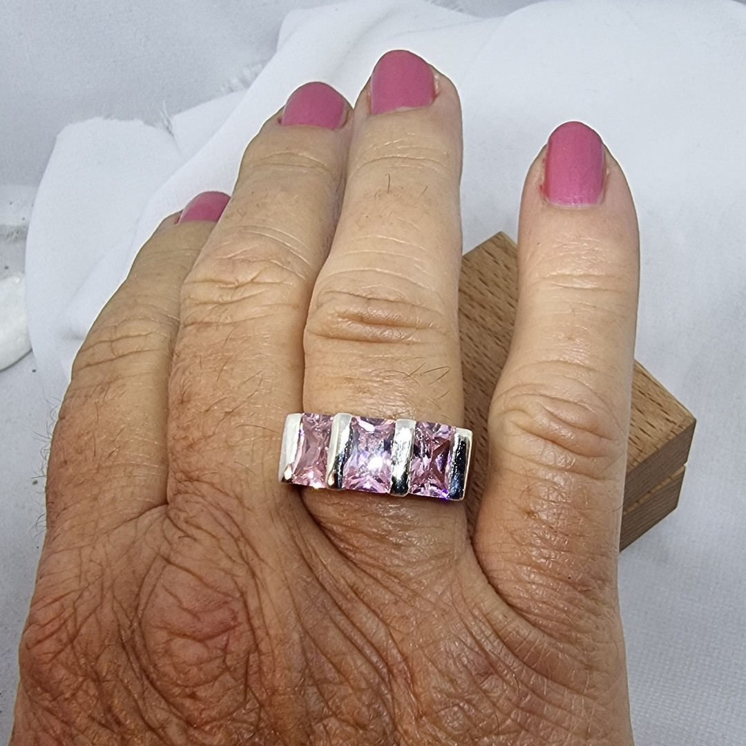 Designer pink stone silver ring - Size P image 2